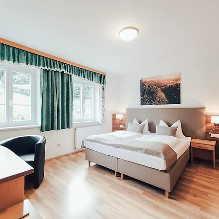 Gaestehaus Kleindienst 3*